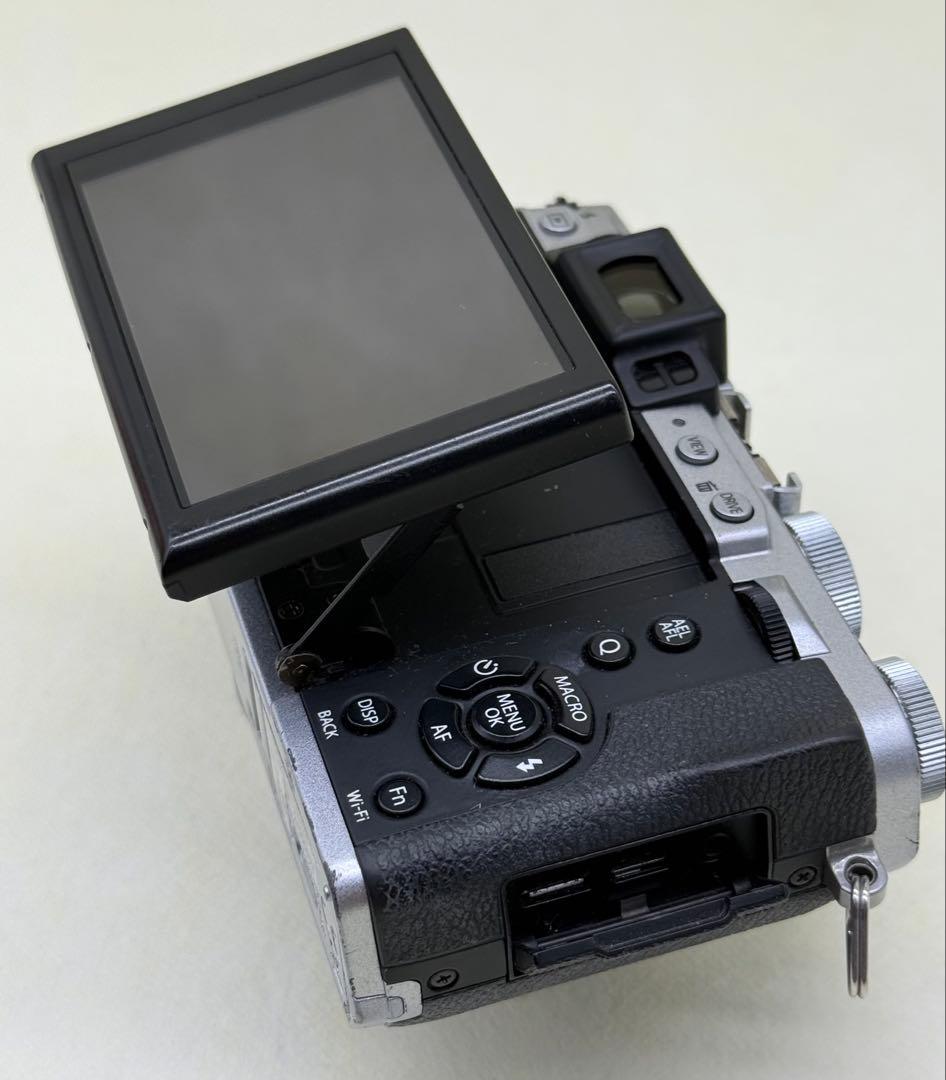 Fujifilm X30 コンパクトデジタルカメラ　#198