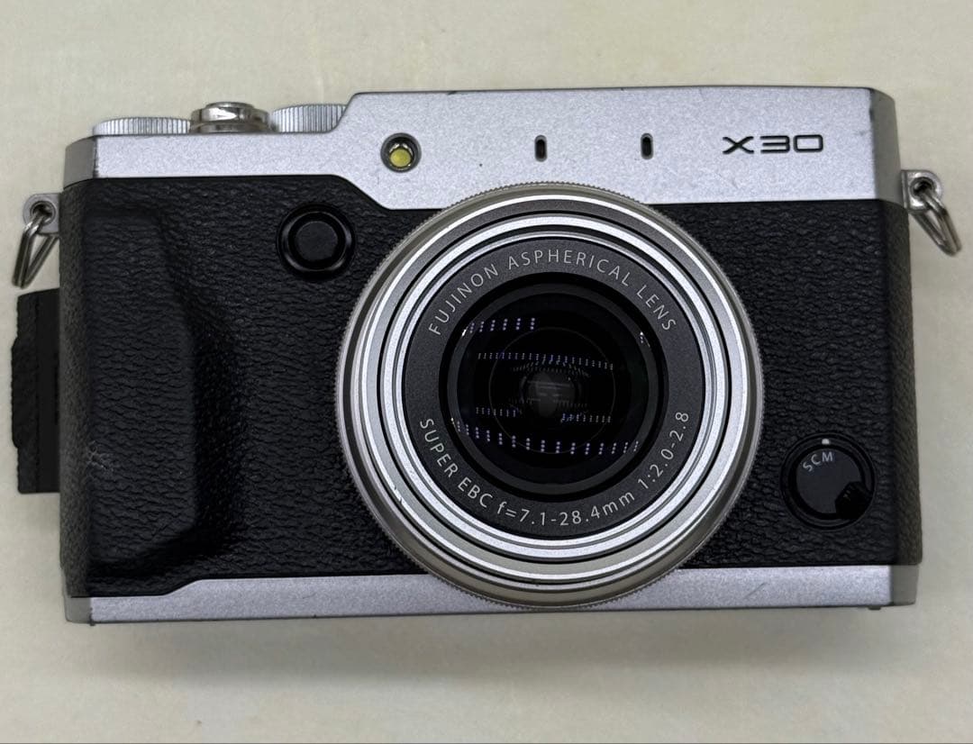 Fujifilm X30 コンパクトデジタルカメラ　#198