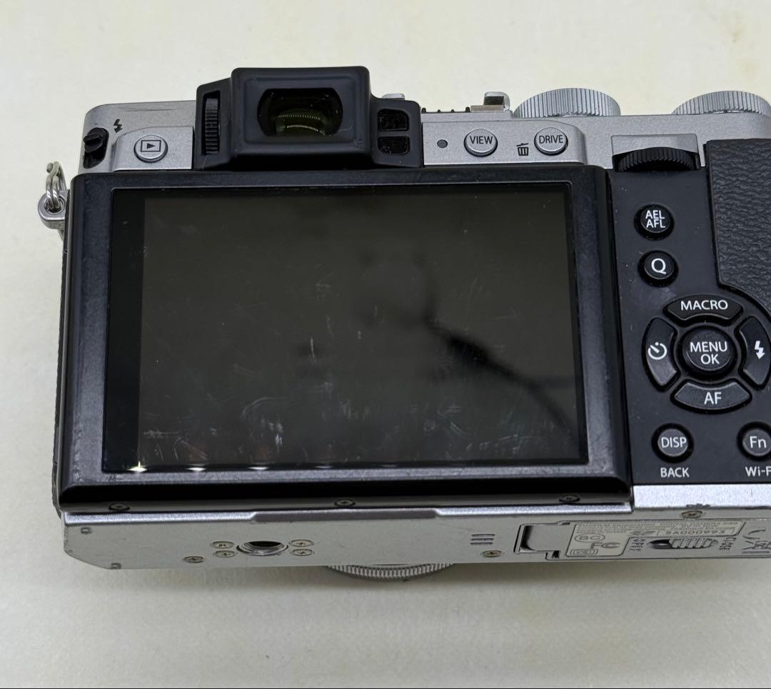 Fujifilm X30 コンパクトデジタルカメラ　#198