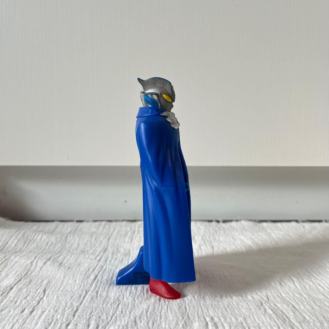 ウルトラマンゼロ+希少ウルトラゼロマント セット
