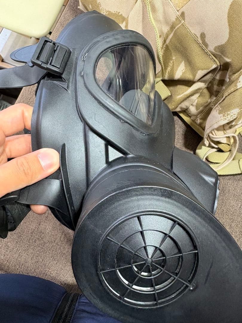 英軍 ガスマスク GSR レスピレーター バックホルダーフレーム付き