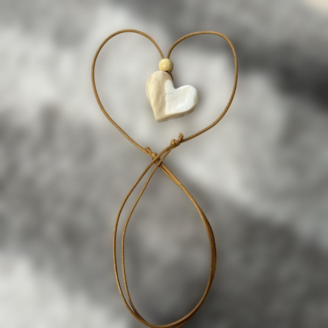 夜光貝のネックレス（2）