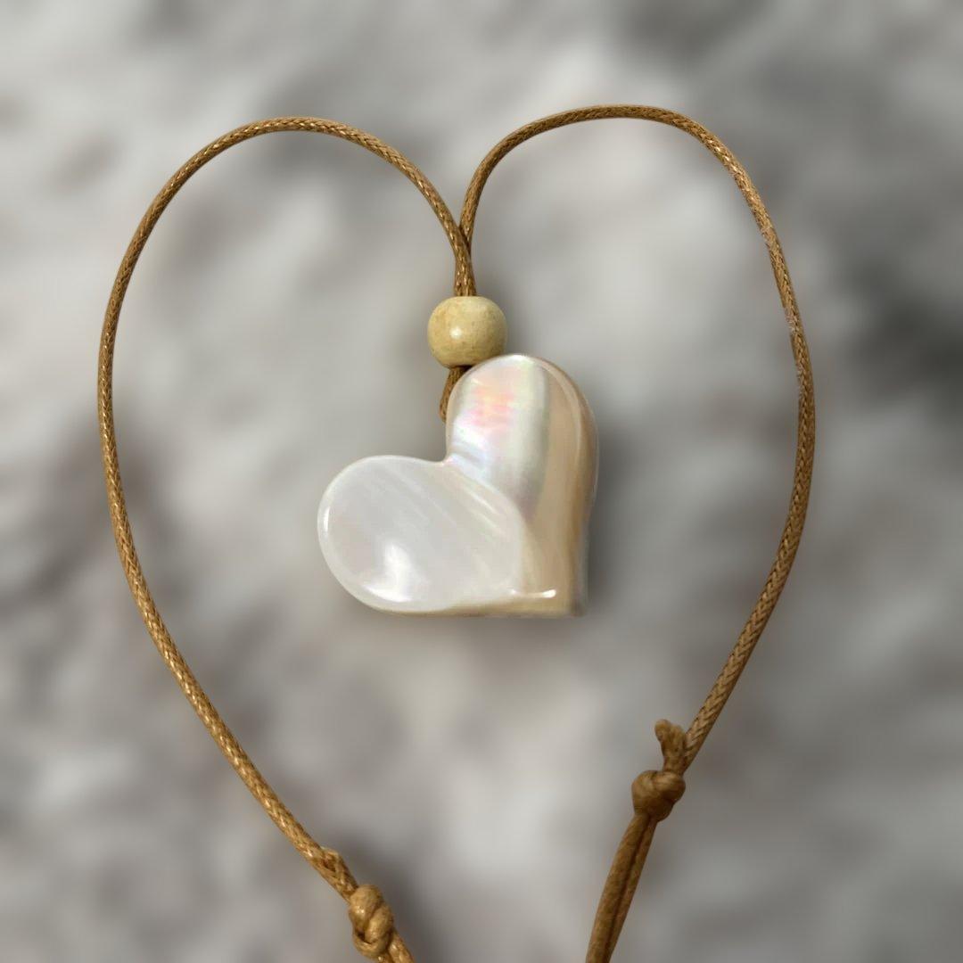 夜光貝のネックレス（2）