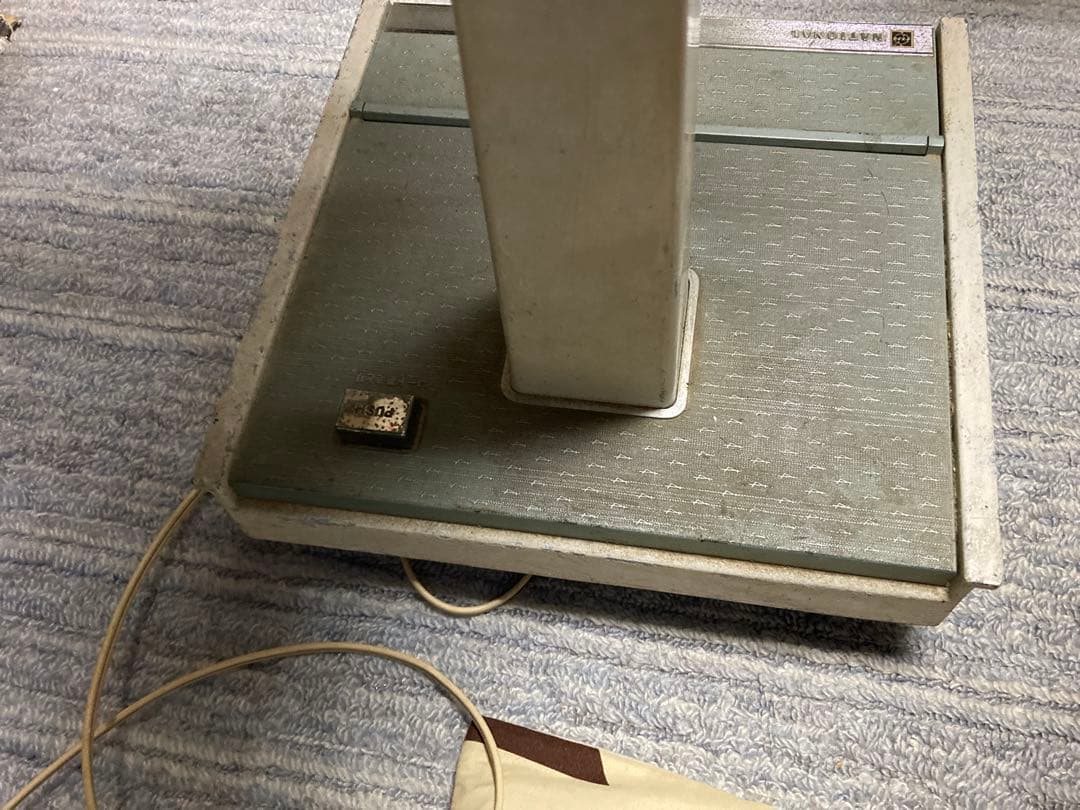 レトロ王冠ロゴ付きナショナルF-30MM動くけどジャンク品