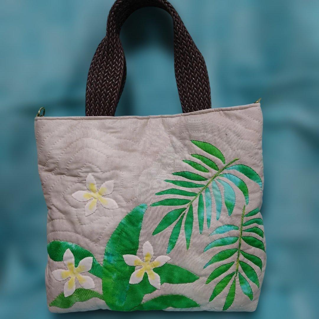 ハワイアンキルトのトートバッグ