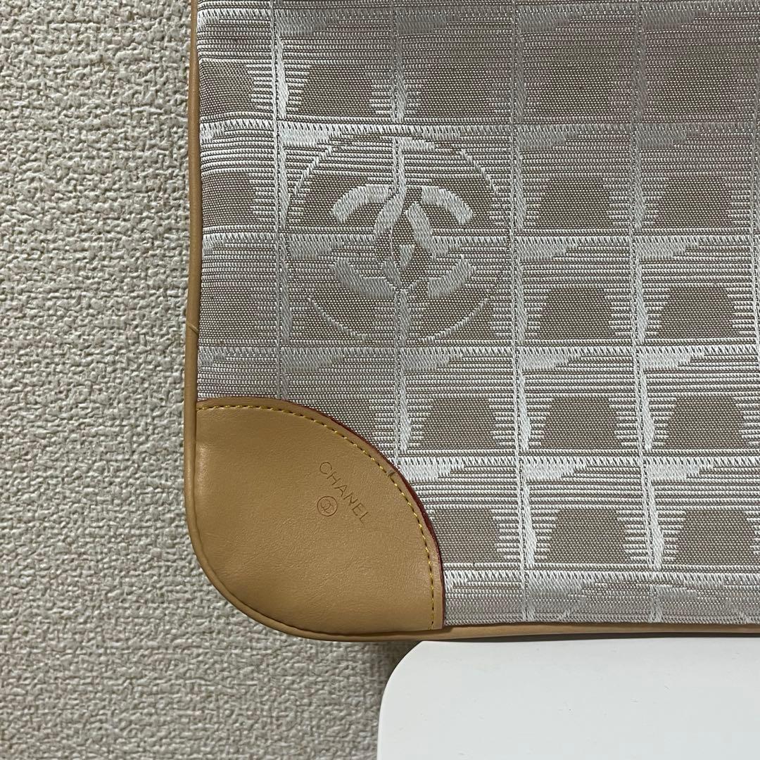 希少極美品★シャネル ニュートラベルライン スクエアケース/ドキュメントケース