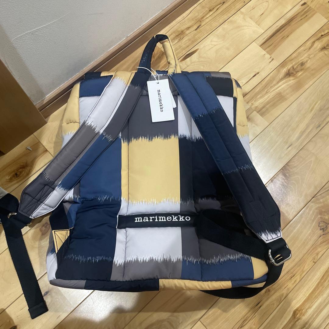 新品未使用　marimekko マリメッコWALVA OSTJAKKI リュック
