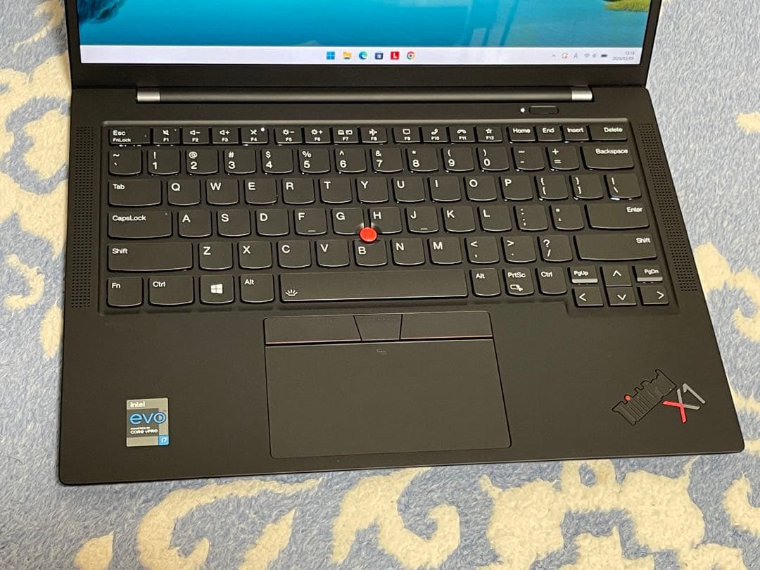 美品 ThinkPad X1 Carbon Gen 9 32Gb 1TB 4K