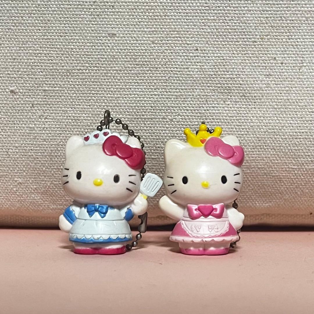 d*9様 ハローキティ まほうのエプロン マスコット シール付き 希少 レア