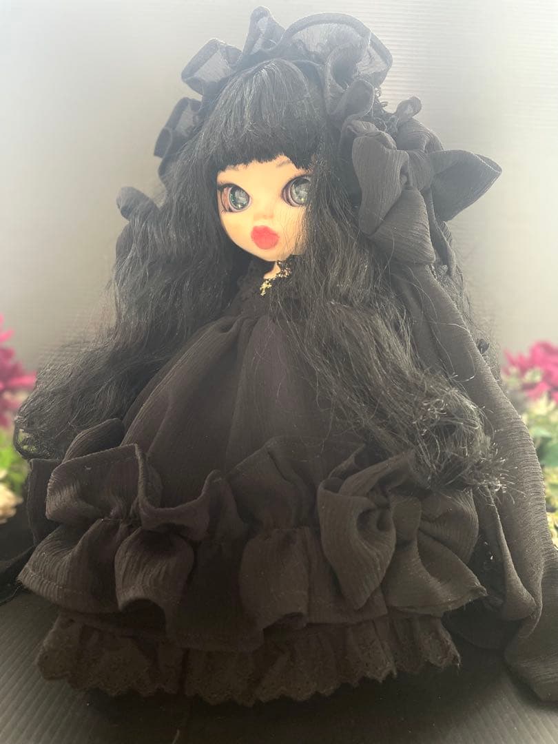 カスタム　アイシードール　(アウトフィットドレス付き)