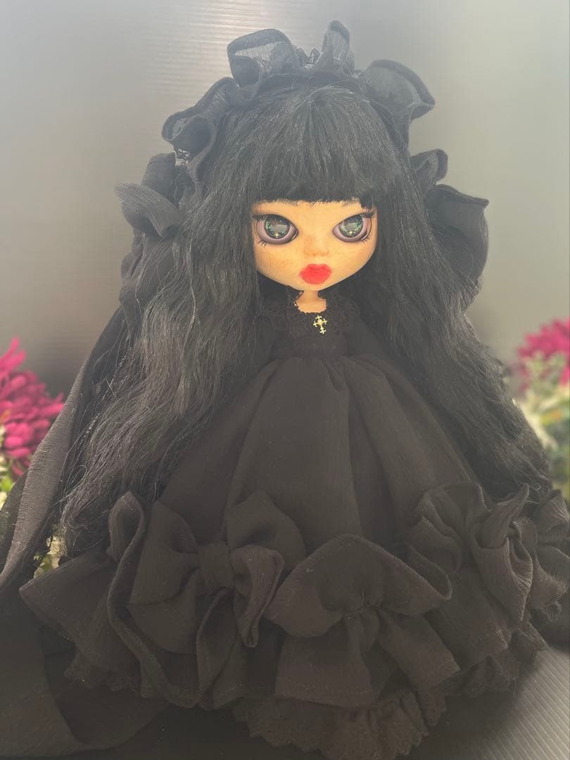 カスタム　アイシードール　(アウトフィットドレス付き)