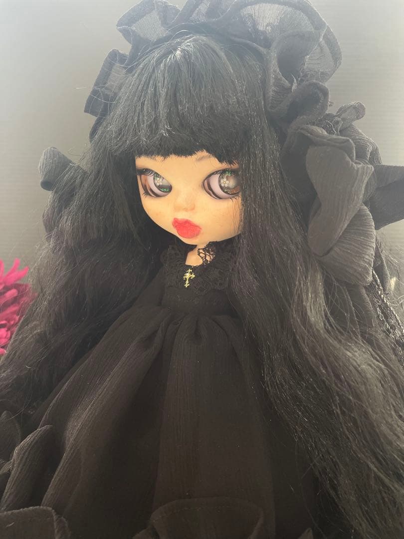 カスタム　アイシードール　(アウトフィットドレス付き)