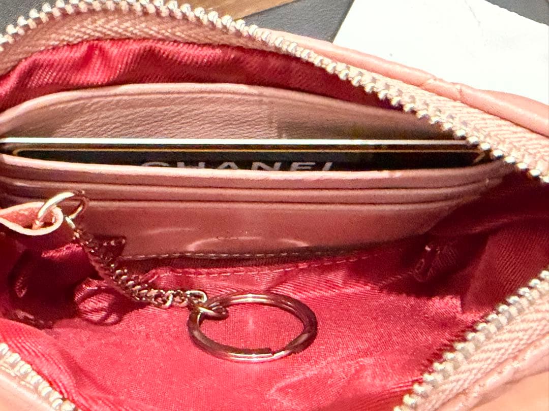 【本革】ピンクキルティング　ラムスキン　カード入れ付きケース　★ノベルティ