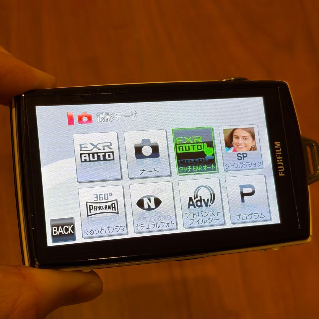 FUJIFILM FINEPIX Z1100EXR デジカメ Wi-Fi対応