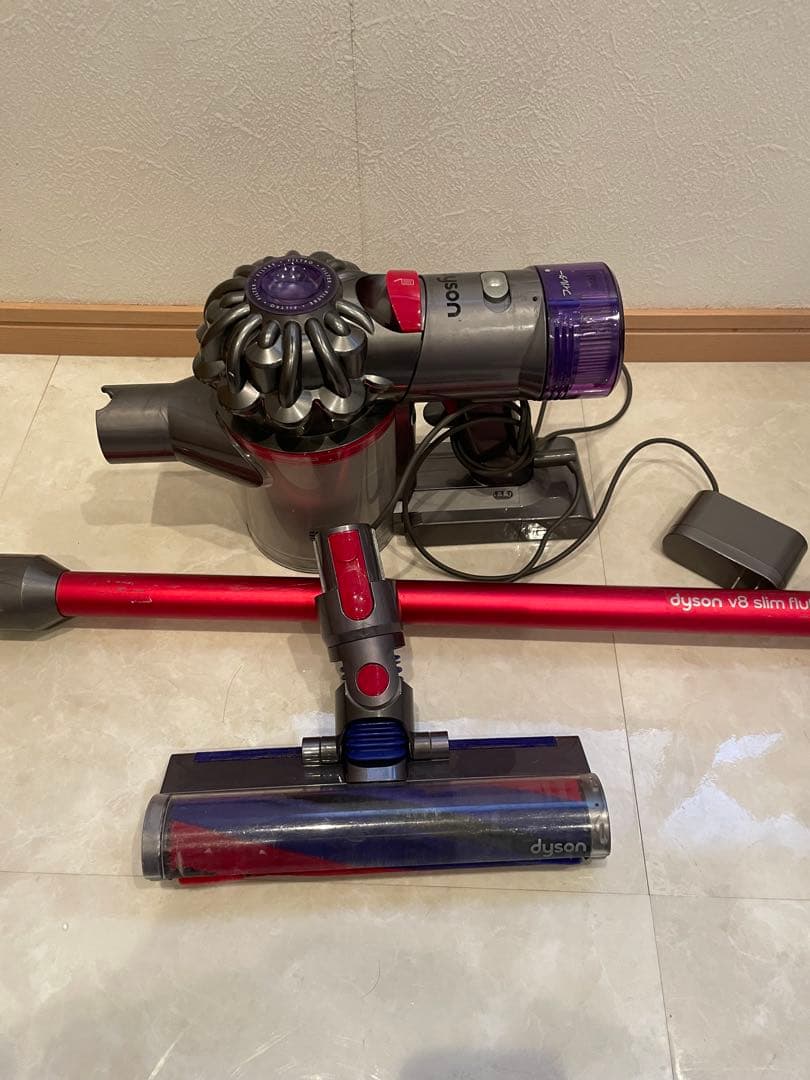 掃除機・クリーナー Dyson V8 slim Fluffy