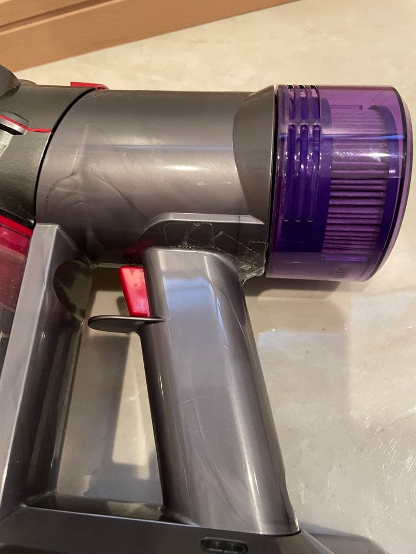 掃除機・クリーナー Dyson V8 slim Fluffy