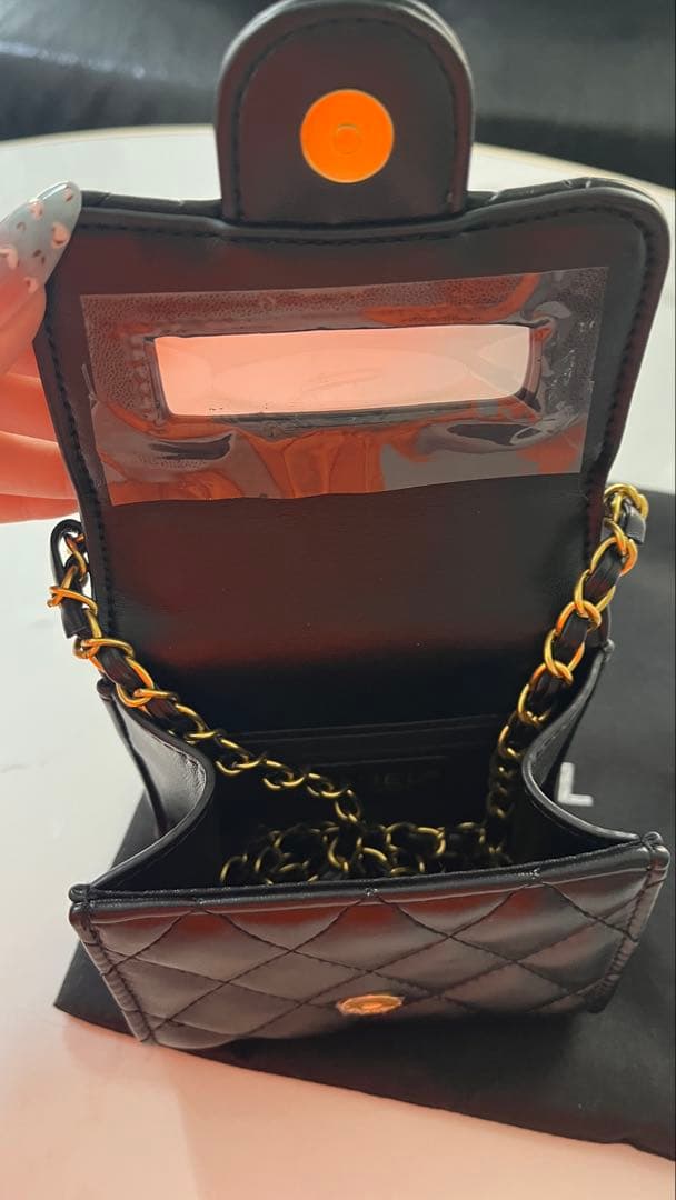 【CHANEL】 ブラック キルティングバッグ✨　コスメポーチ　ノベルティ