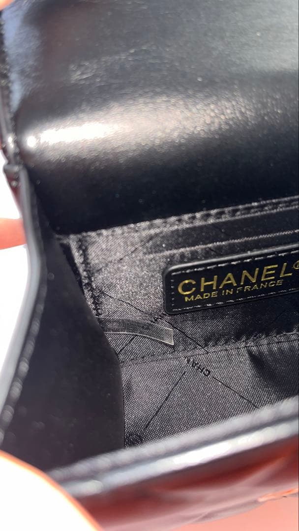 【CHANEL】 ブラック キルティングバッグ✨　コスメポーチ　ノベルティ
