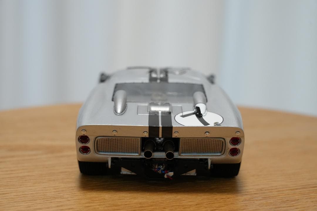 美品 EXOTO 1/18 FordGT40 Mk.II 1966 #7 元箱付