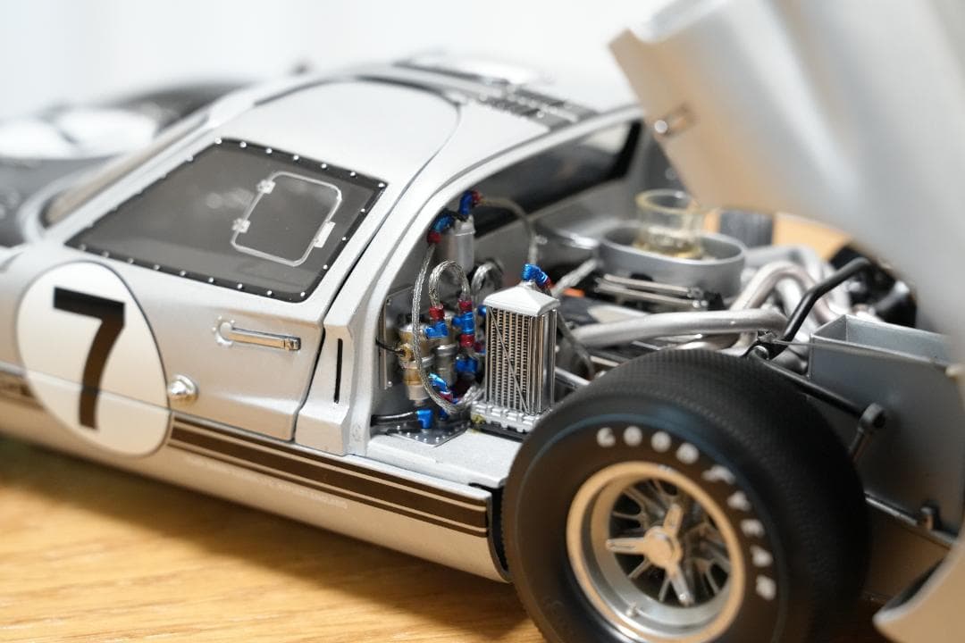 美品 EXOTO 1/18 FordGT40 Mk.II 1966 #7 元箱付