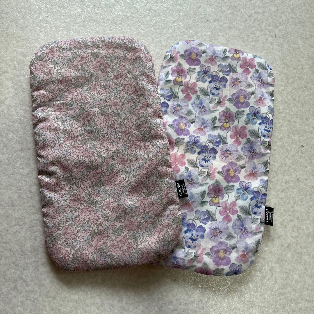 リバティファブリック　ちょっと大きめハーフハンカチ　ハンドメイド