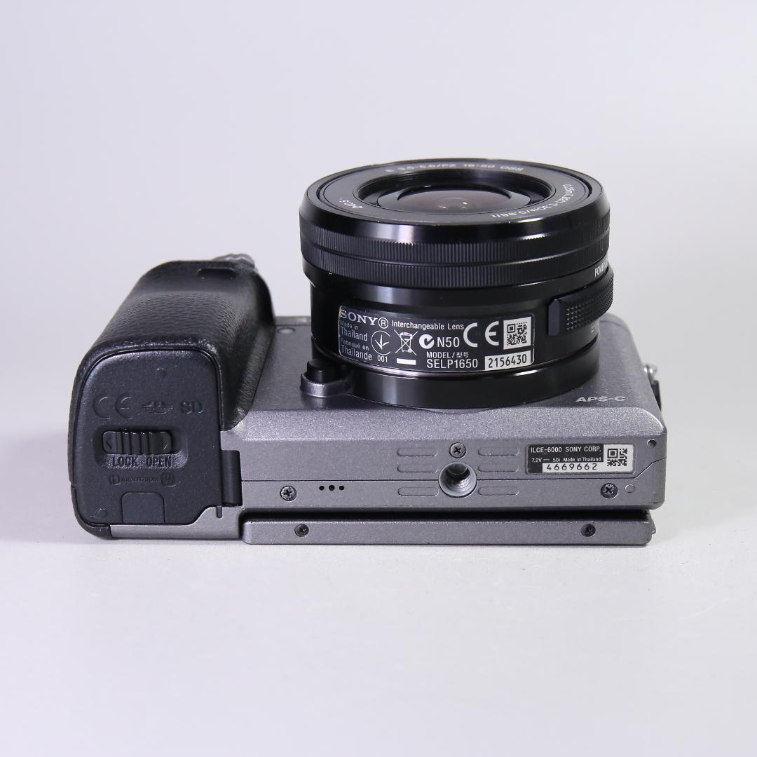 ☆希少カラー☆美品 SONY a6000 E 16-50mm　＃392