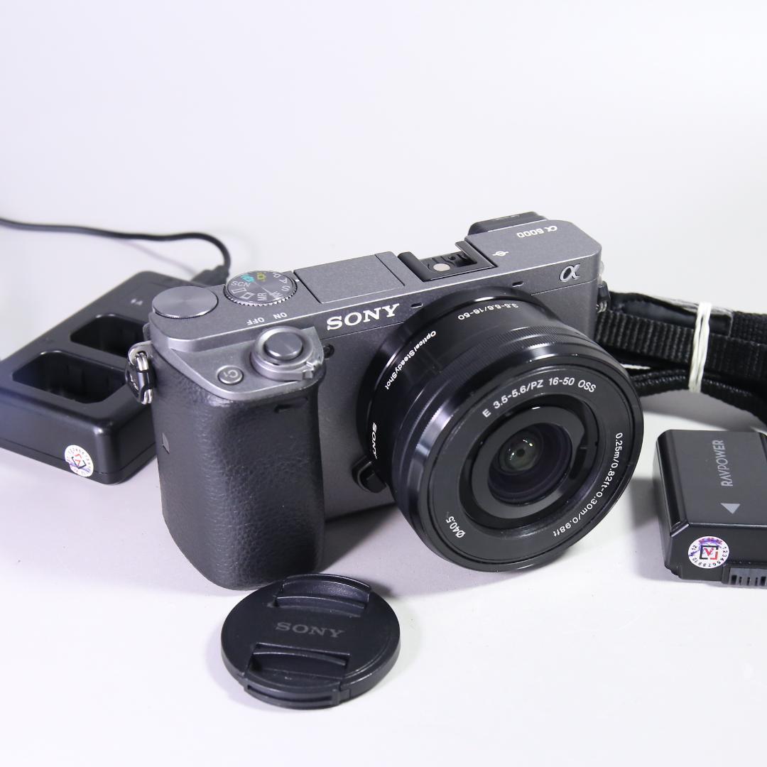 ☆希少カラー☆美品 SONY a6000 E 16-50mm　＃392
