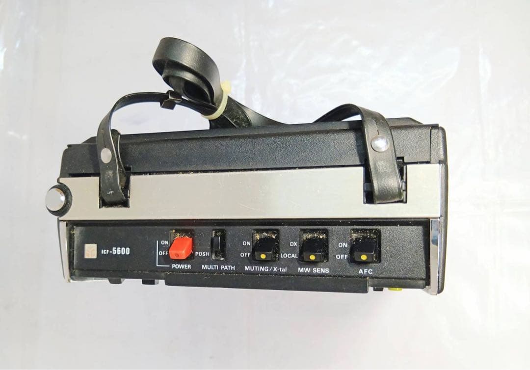 ジャンク品　SONY ラジオ　スカイセンサー ICF-5600 昭和レトロ