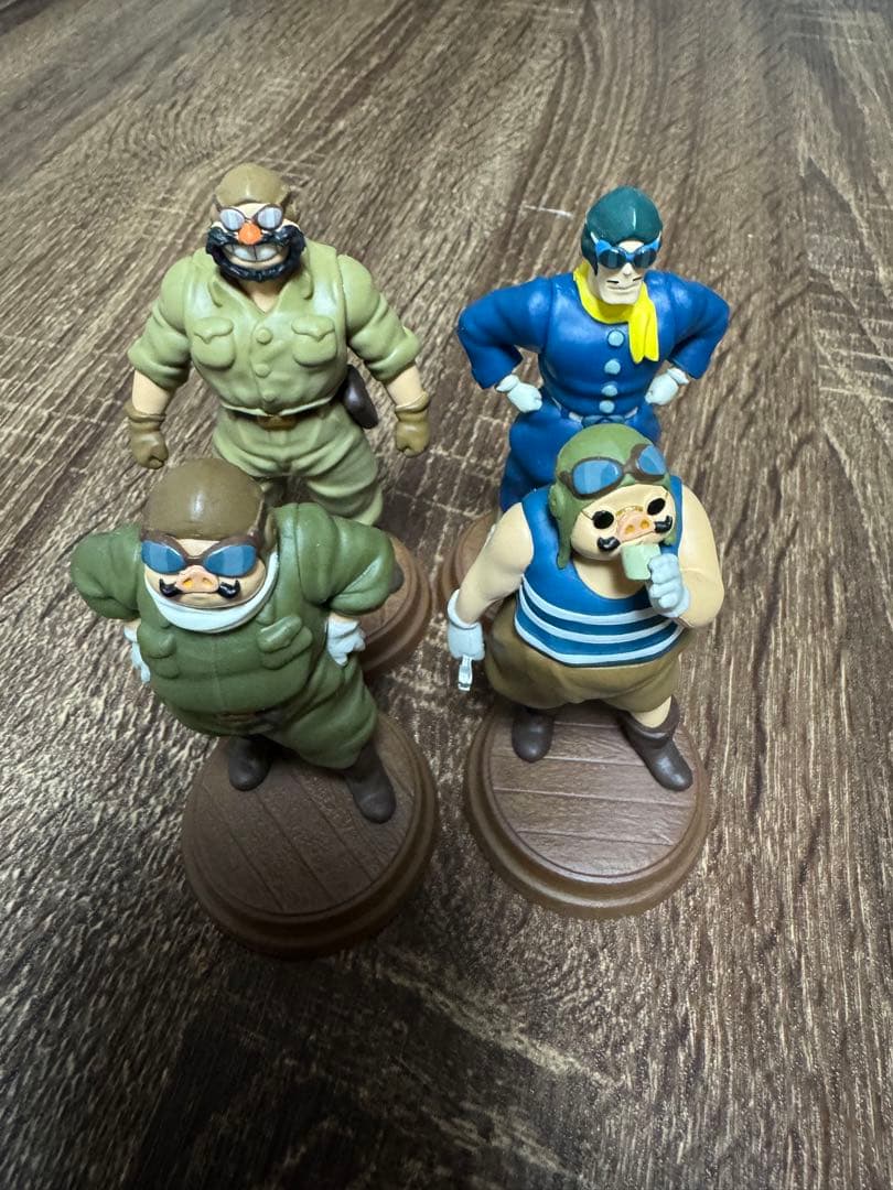 ジブリ　紅の豚　ポーズがいっぱいコレクション　4点