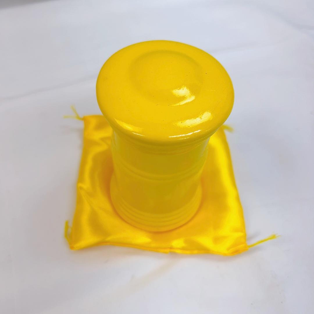 幸運を呼ぶ 風水 黄色ポスト　貯金箱（座布団付き）