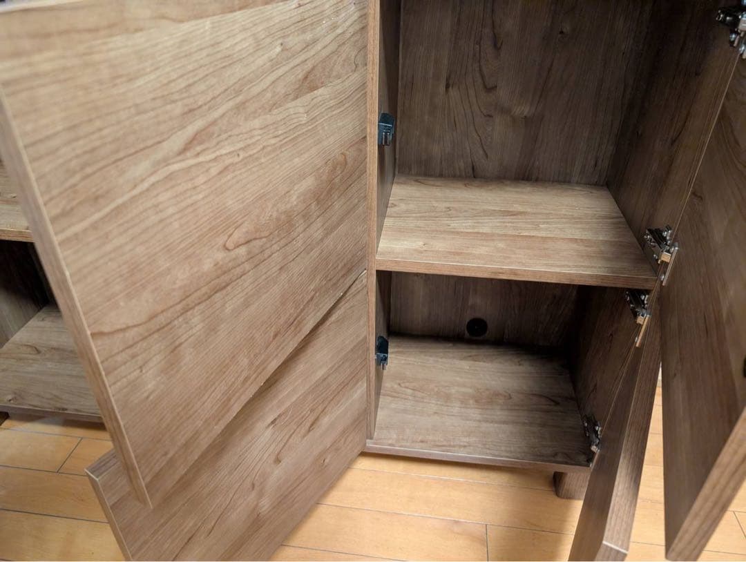 【送料込】LOWYA キャビネット リビング収納 サイドボード 扉付き 棚