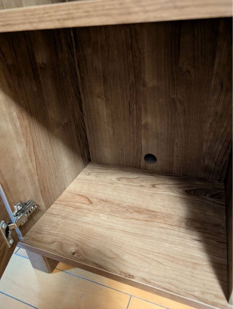 【送料込】LOWYA キャビネット リビング収納 サイドボード 扉付き 棚