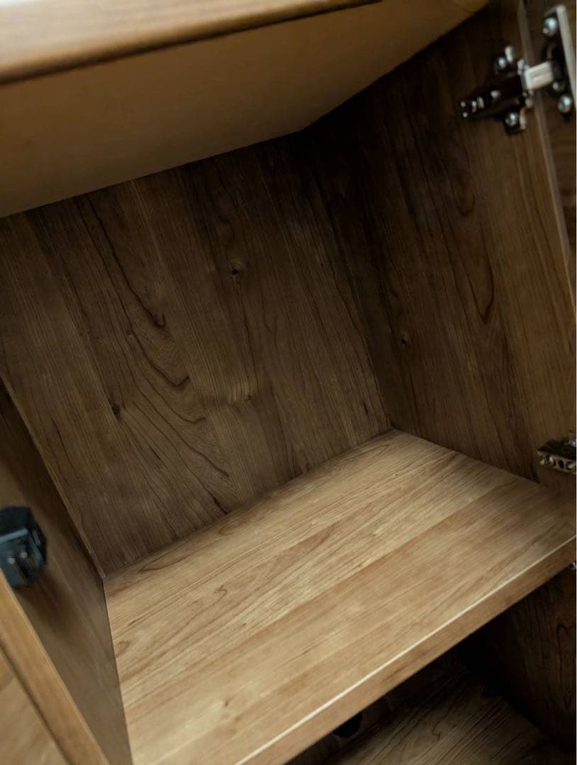 【送料込】LOWYA キャビネット リビング収納 サイドボード 扉付き 棚