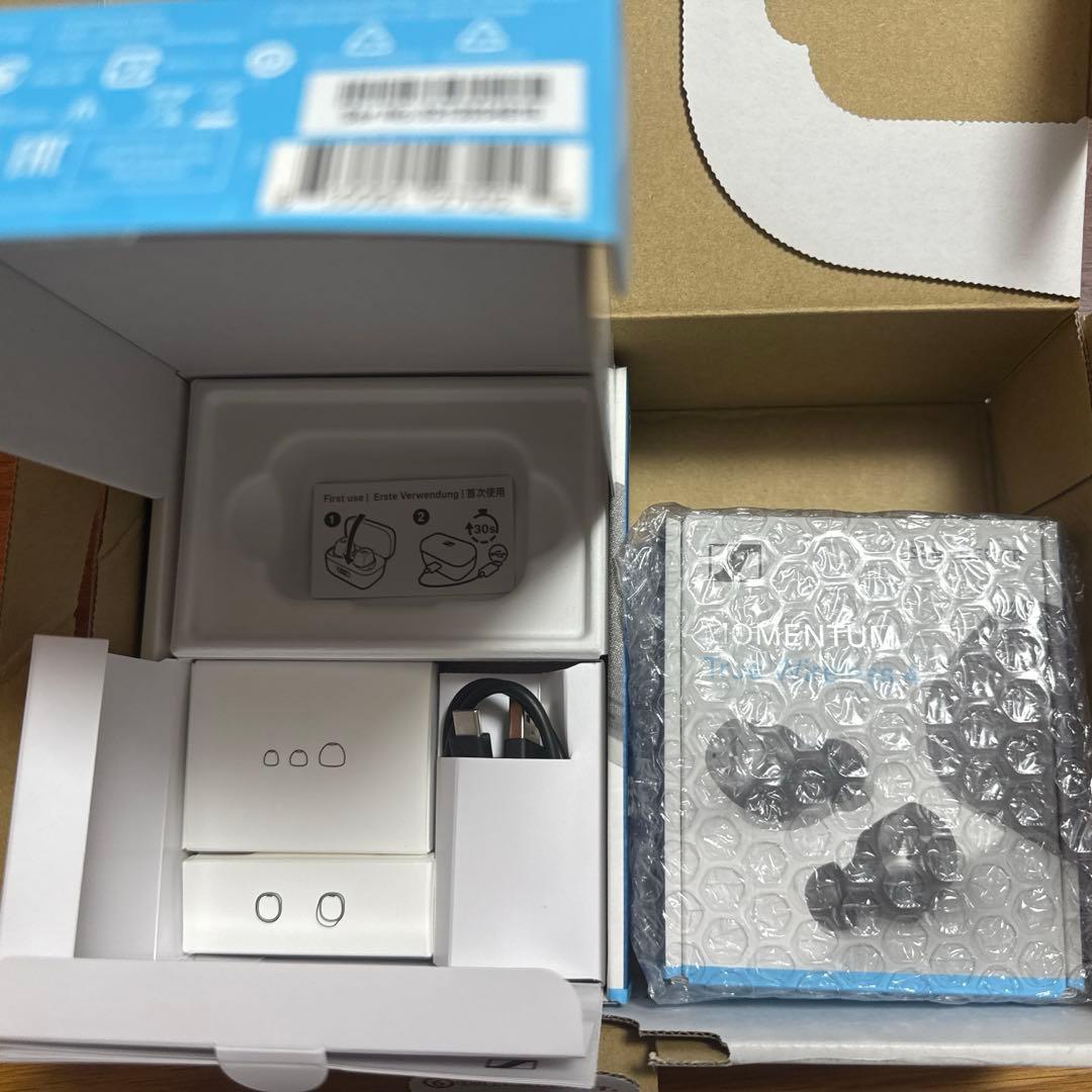 新品未開封　MOMENTUM True Wireless 4 おまけ充電器他