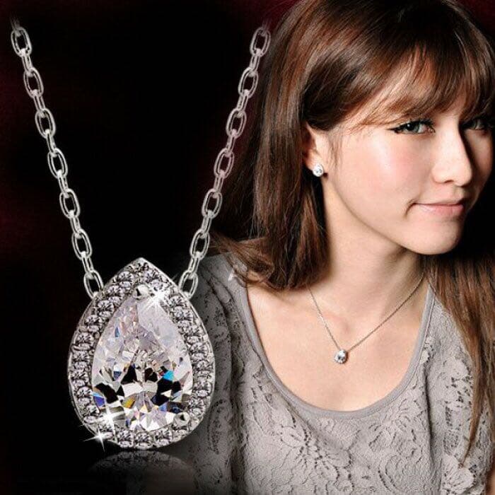 【人気ギフト商品】SWAROVSKI❤️18k刻印入 スワロフスキー❤️ヘップバーン