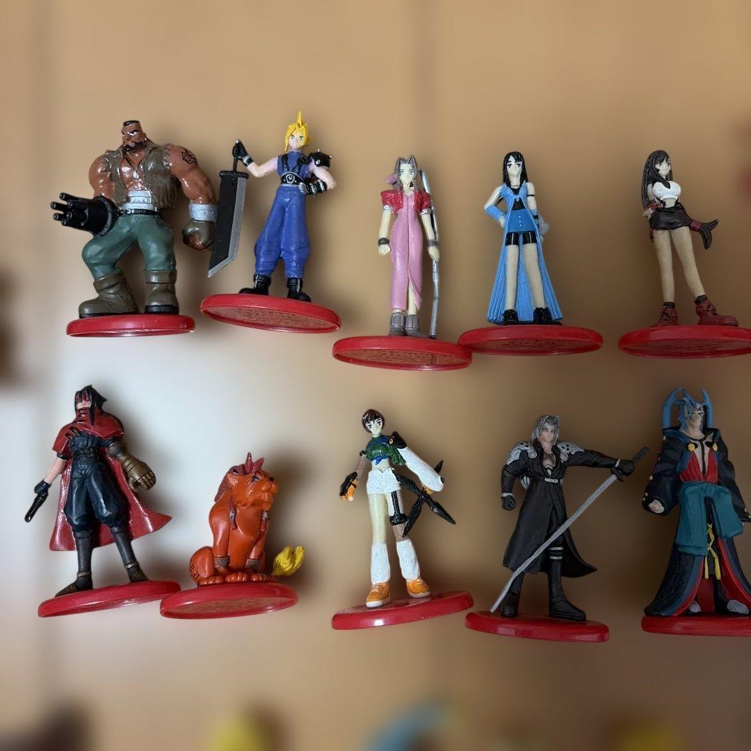 コカコーラ　ファイナルファンタジー　FF フギュア