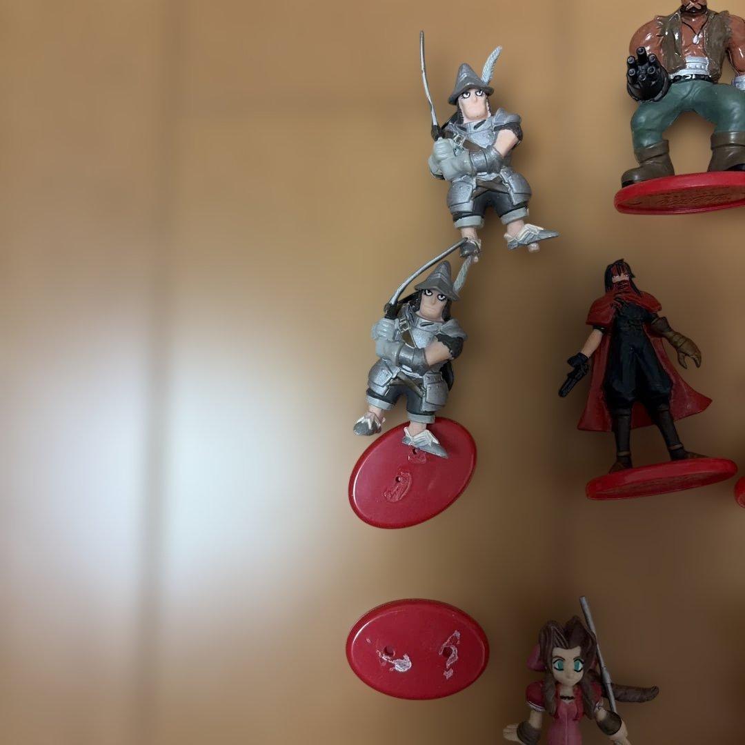 コカコーラ　ファイナルファンタジー　FF フギュア