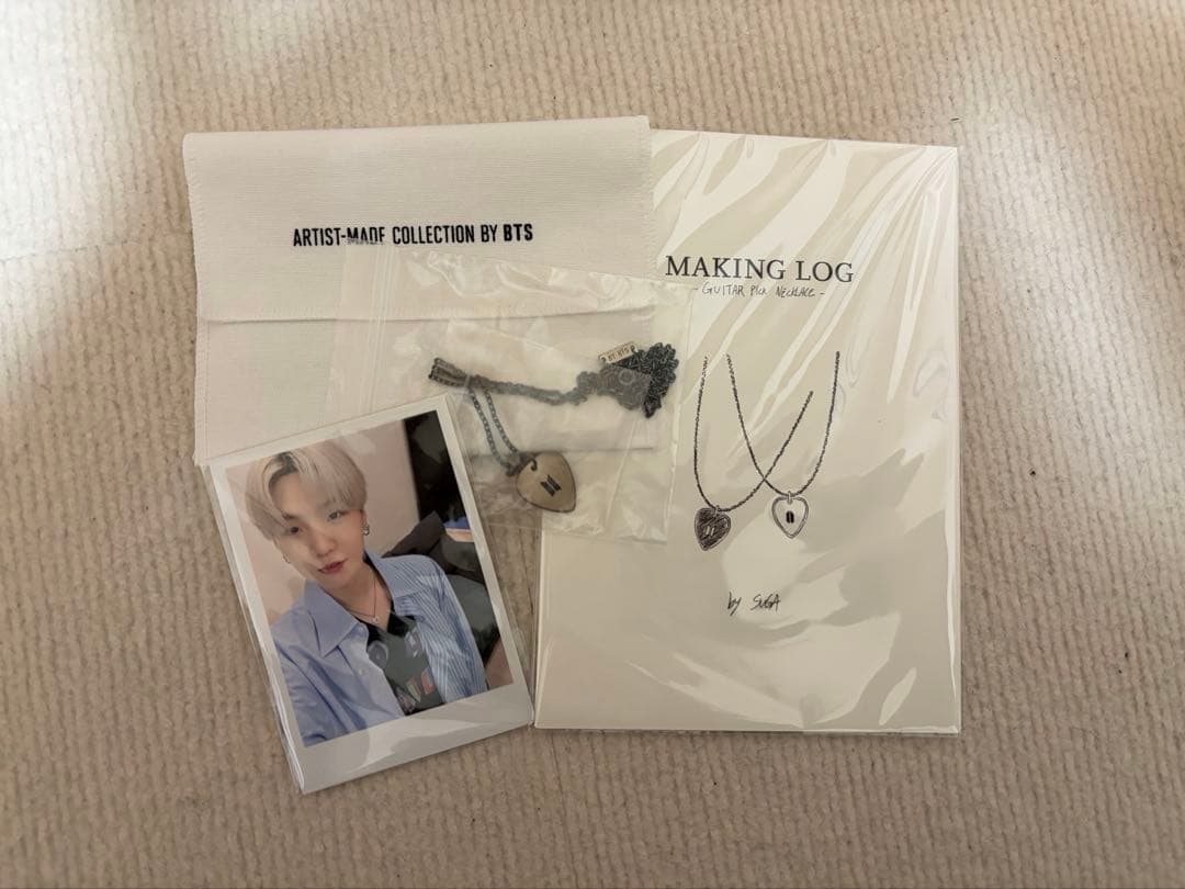 アイドル SUGA PICK NECKLACE