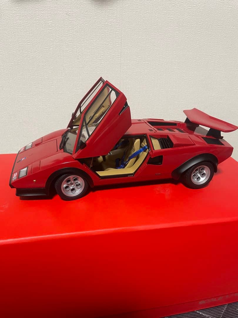 外箱あり　ランボルギーニ　カウンタック　ウォルター・ウルフ　レッド