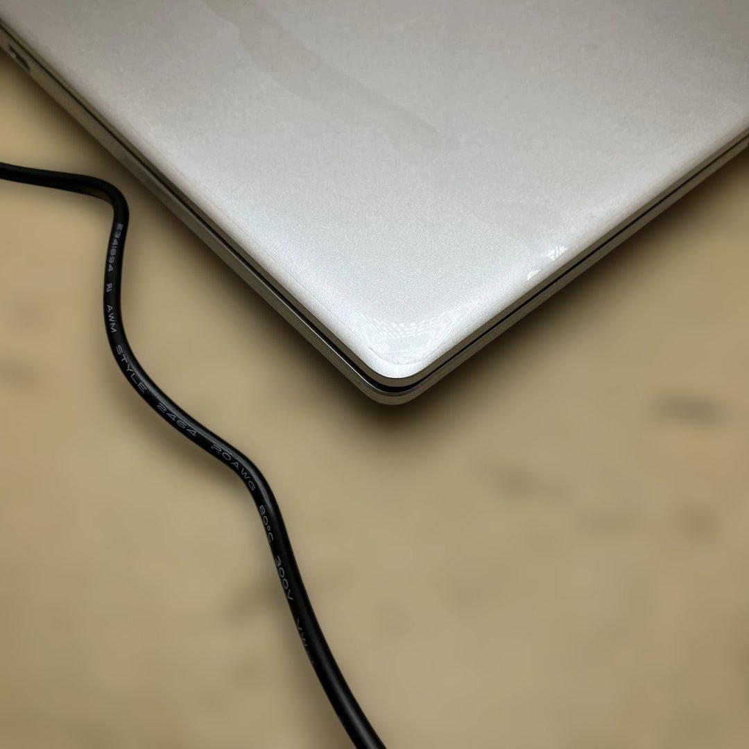 ESBOOKノートパソコン シルバー14インチ