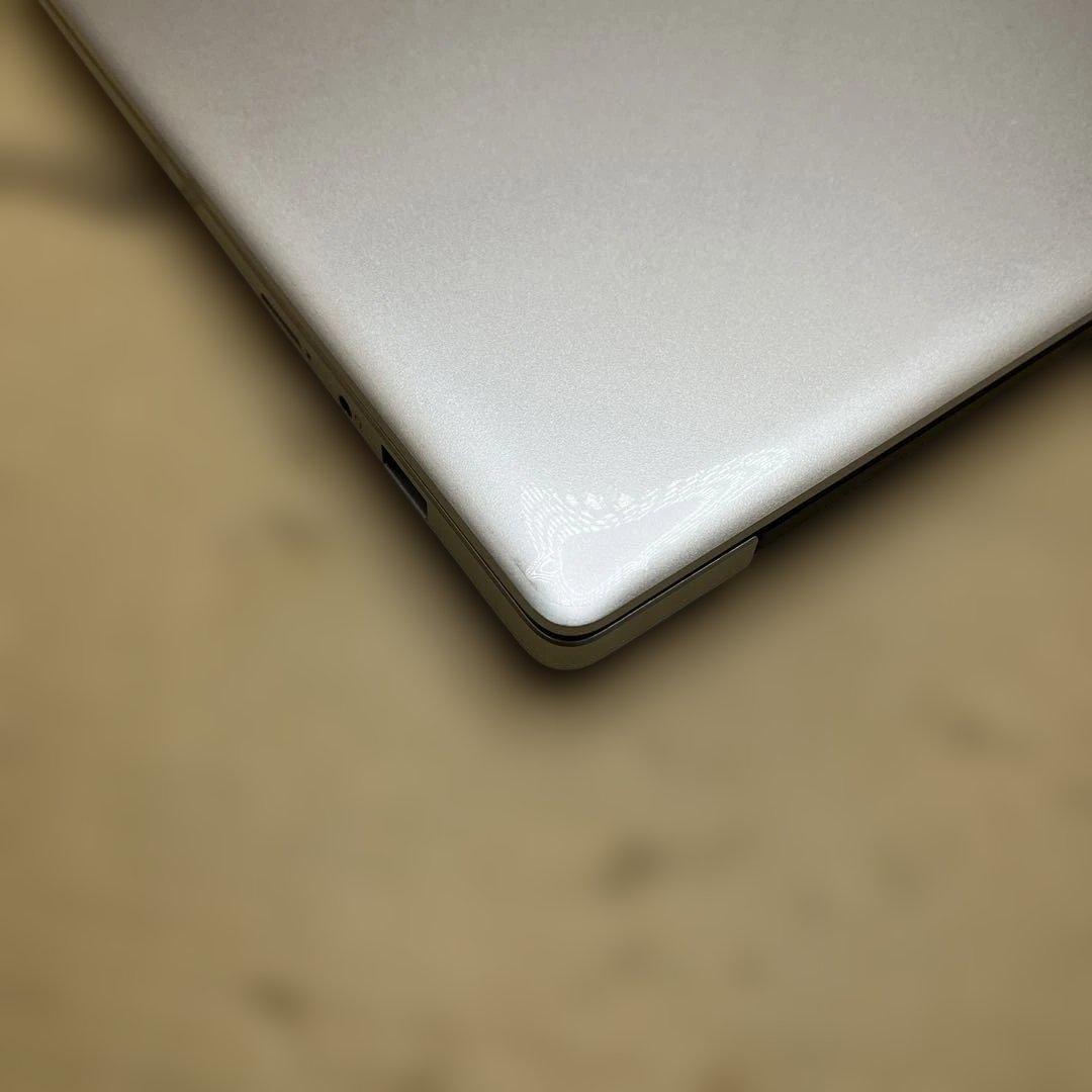 ESBOOKノートパソコン シルバー14インチ