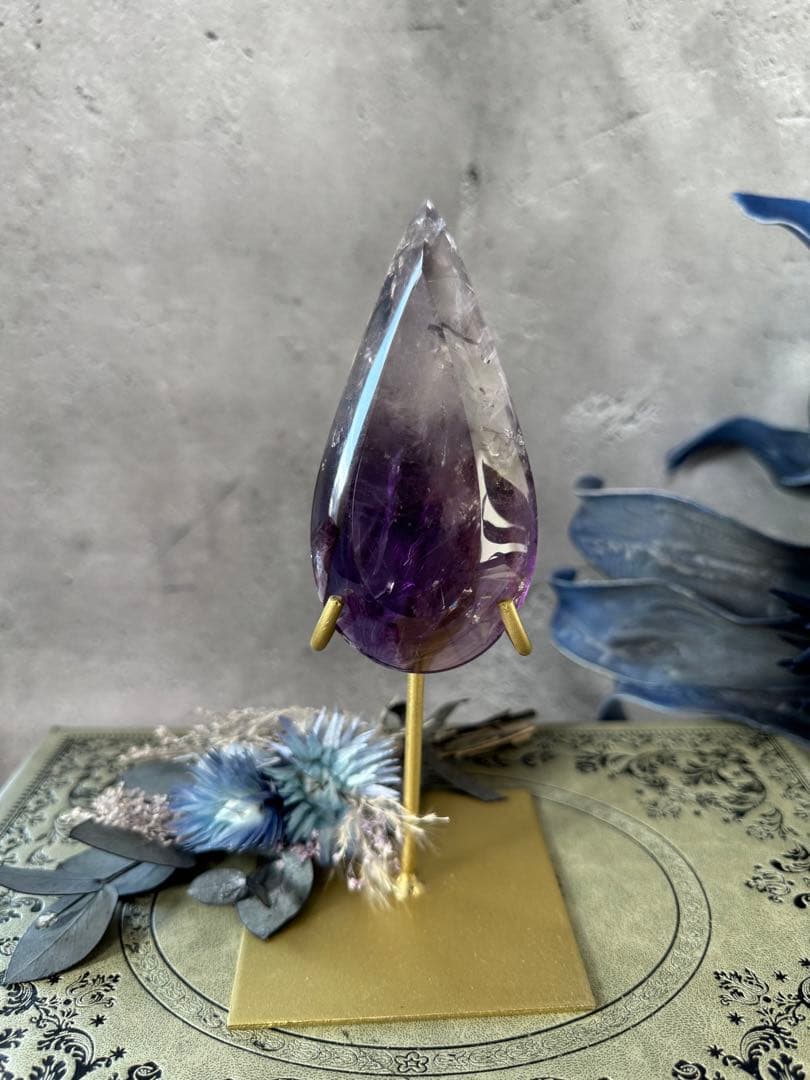 アメジストファントム　ドロップ　涙型　置物 スタンド付き