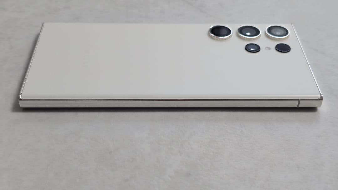 Samsung Galaxy S23 Ultra 256GB クリーム 箱つき