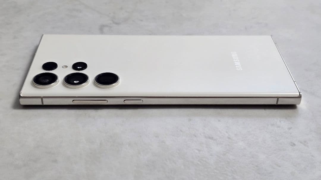 Samsung Galaxy S23 Ultra 256GB クリーム 箱つき