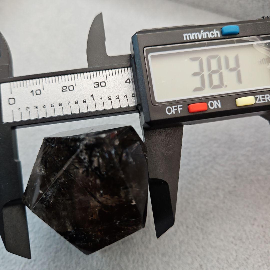 ブラックトルマリンインスモーキーモリオン 55.6mm ポリッシュ ファントム