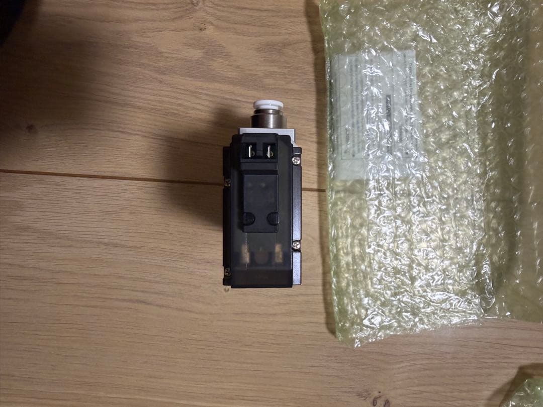 CKD株式会社製のパイロット式5ポート弁「4GA410-C8-EON-3