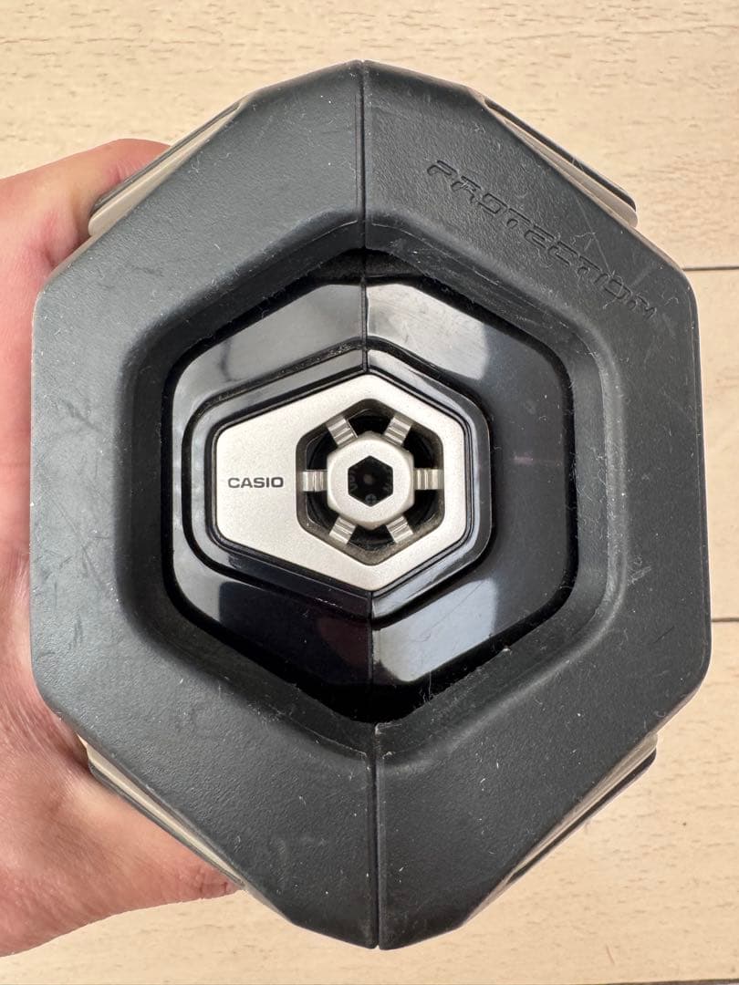 G-SHOCK風　目覚まし時計　CASIO GQ-1000J