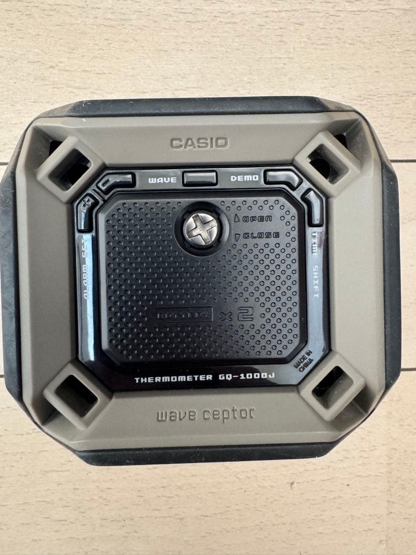 G-SHOCK風　目覚まし時計　CASIO GQ-1000J