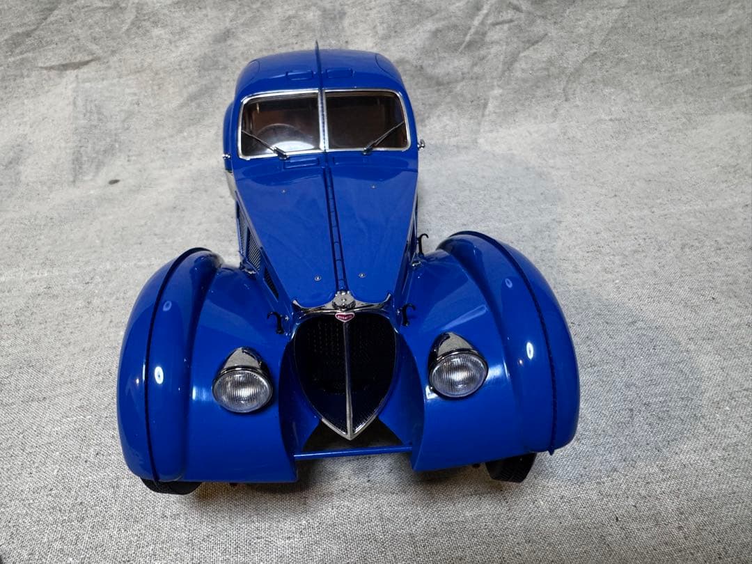 ミニカー Bugatti 57S Atlantic 1938 AUTOart 1/18