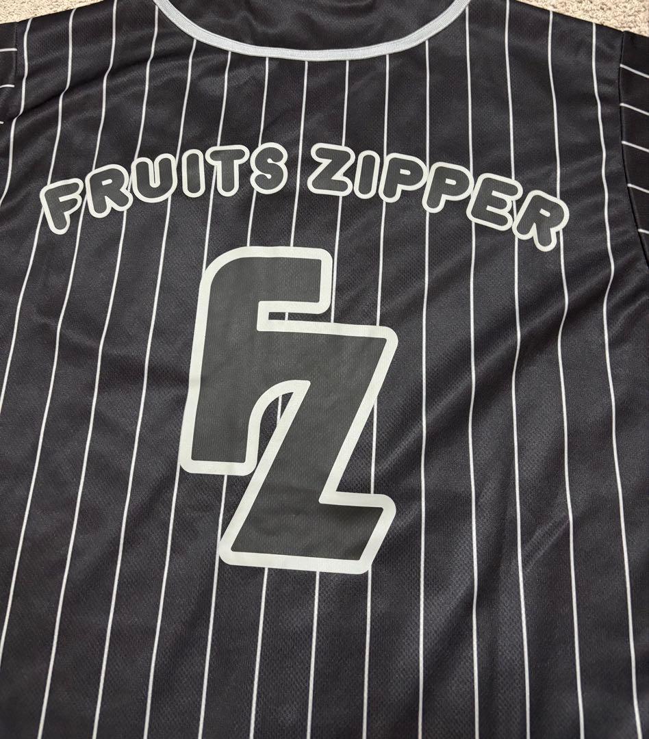 フルーツジッパー　fruits zipper 黒　ユニフォーム